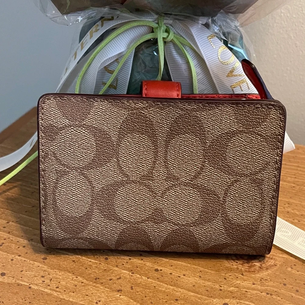 Coach Tan and Orange wallet. - Picture 2 of 6